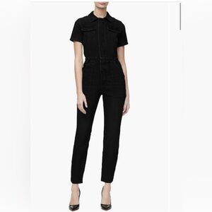 Good American fit for success jumpsuit in black. Size 2. Fits like a size 4-6.